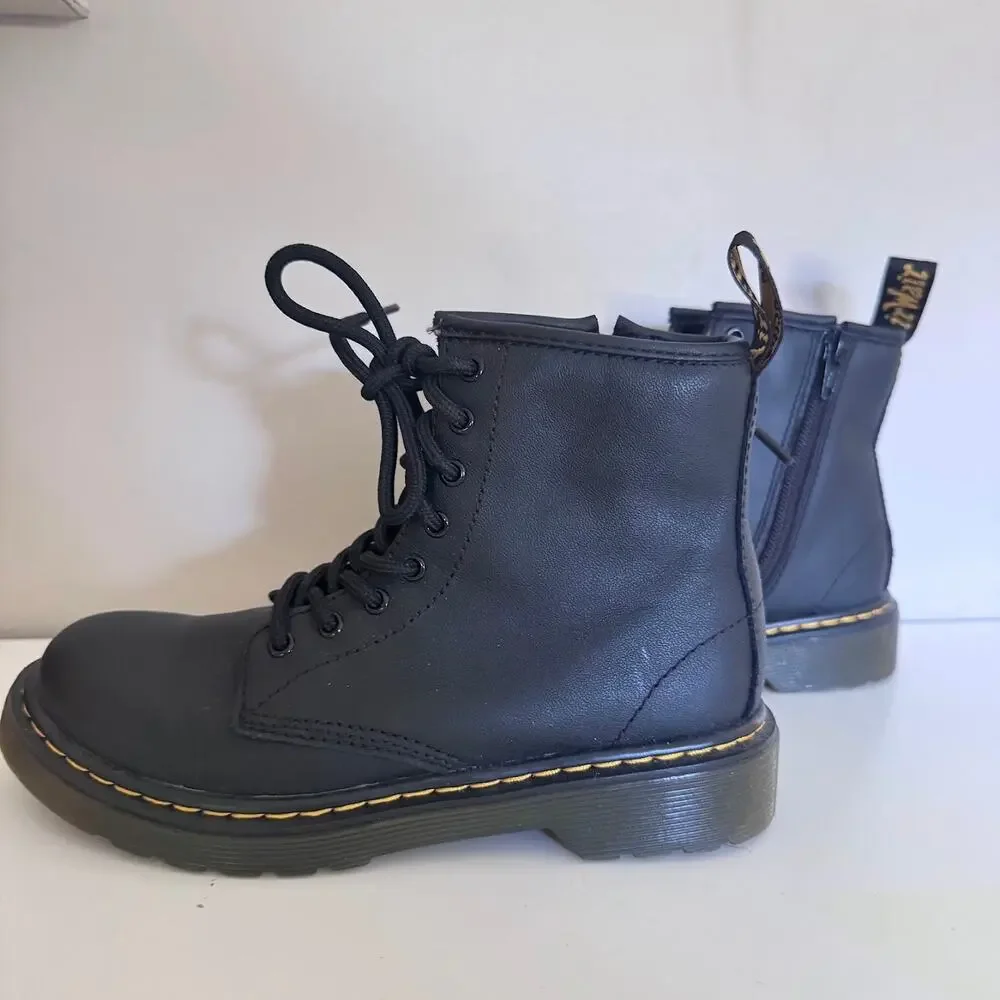 Dr. Martens Softy T Leather Lace Up Boots in Black Size 2 Juniors 1460